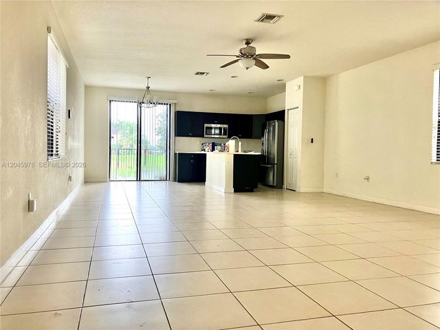 3797 NE 2nd St, Homestead, FL 33033