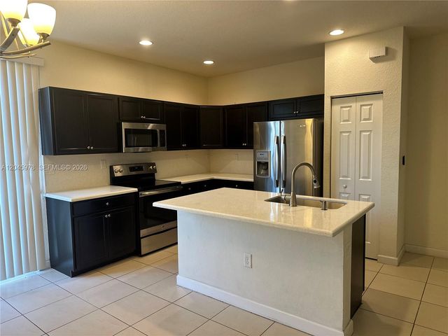 3797 NE 2nd St, Homestead, FL 33033