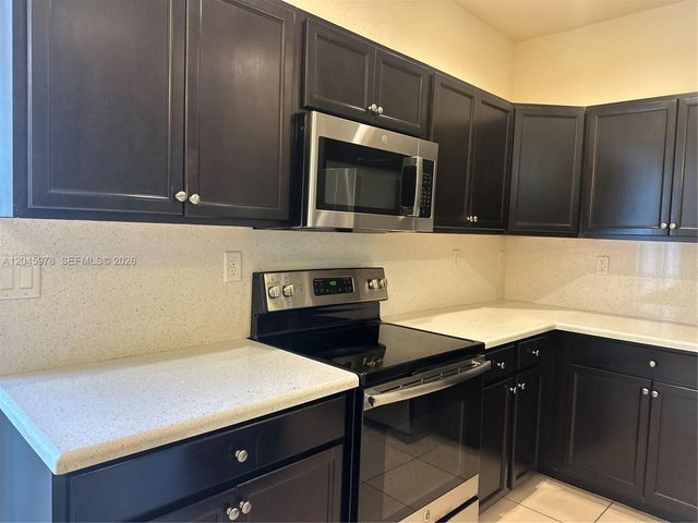 3797 NE 2nd St, Homestead, FL 33033