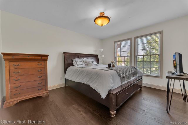 44497 White Pine Circle W, Northville, MI 48168