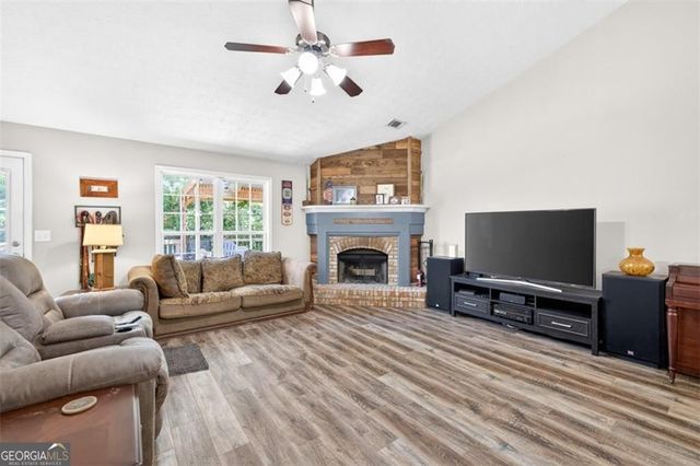 89 Katie Spring Lane, Jefferson, GA 30549