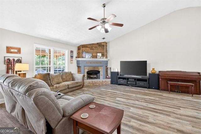 89 Katie Spring Lane, Jefferson, GA 30549