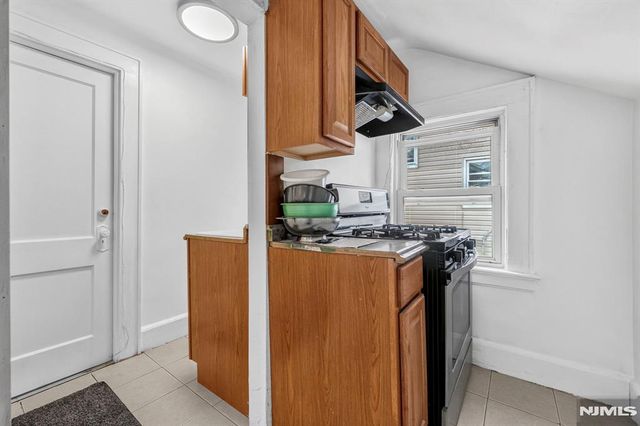 41 Berkeley Place, Bloomfield, NJ 07003