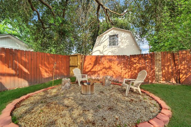 15605 Elwood Drive, Houston, TX 77040