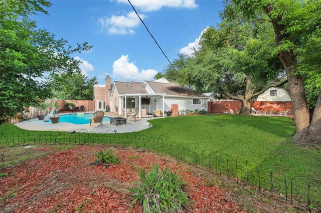 15605 Elwood Drive, Houston, TX 77040