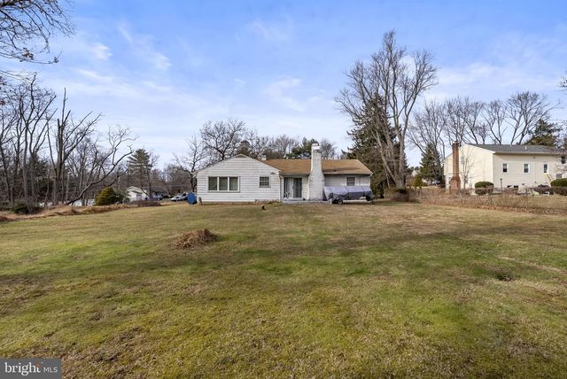 37 N 2ND STREET PIKE, Churchville, PA 18966