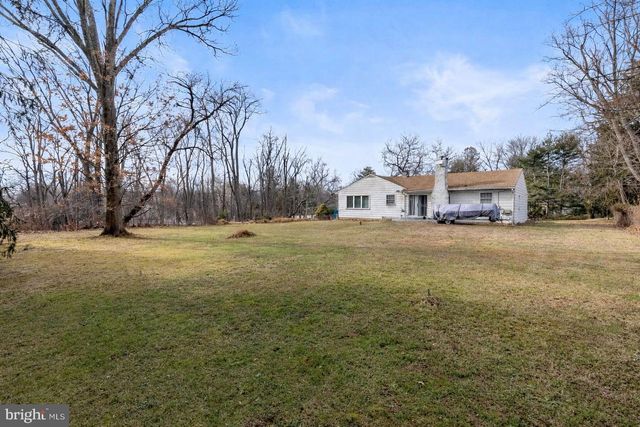 37 N 2ND STREET PIKE, Churchville, PA 18966