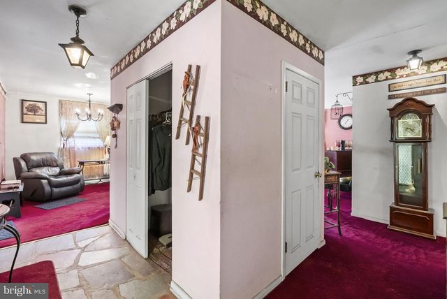 37 N 2ND STREET PIKE, Churchville, PA 18966