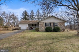 37 N 2ND STREET PIKE, Churchville, PA 18966