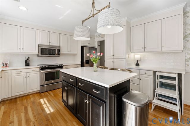 8302 University Pl, Henrico, VA 23229