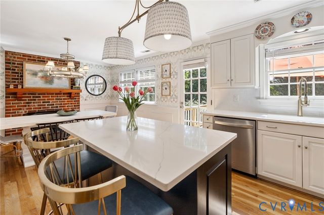 8302 University Pl, Henrico, VA 23229