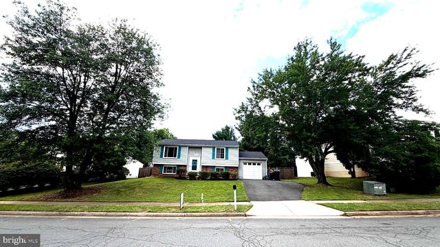 3012 SUMMERSHADE CT, Herndon, VA 20171