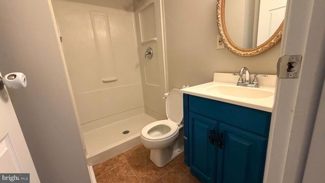 3012 SUMMERSHADE CT, Herndon, VA 20171