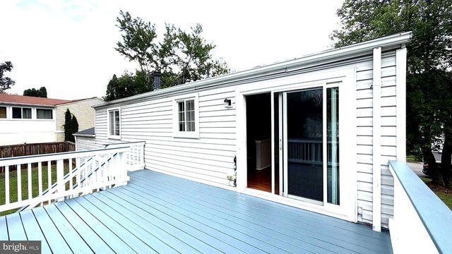 3012 SUMMERSHADE CT, Herndon, VA 20171