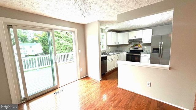 3012 SUMMERSHADE CT, Herndon, VA 20171