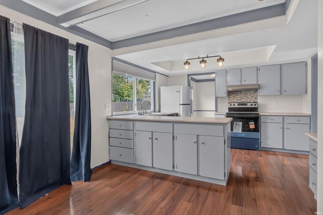 6503 Winnebago Drive, Fort Wayne, IN 46815