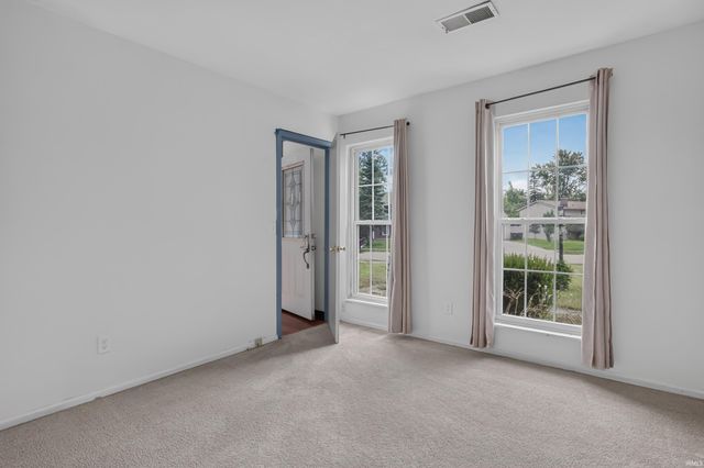 6503 Winnebago Drive, Fort Wayne, IN 46815
