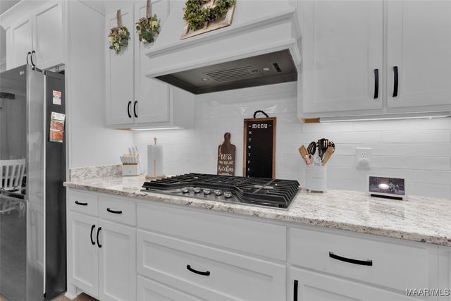 178 Shoal Creek Drive, Deatsville, AL 36022