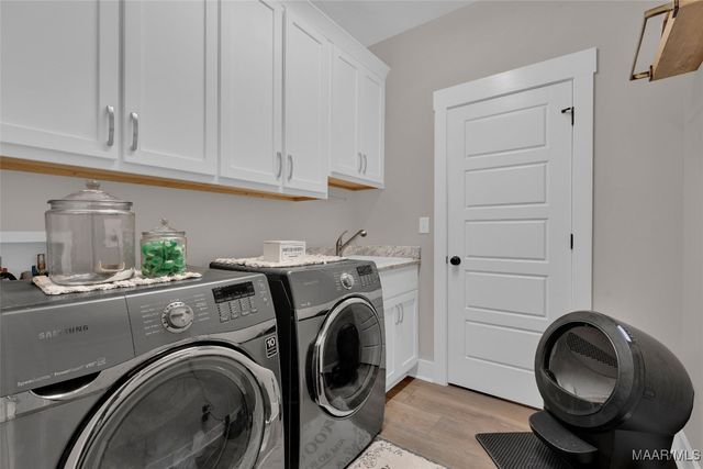 178 Shoal Creek Drive, Deatsville, AL 36022