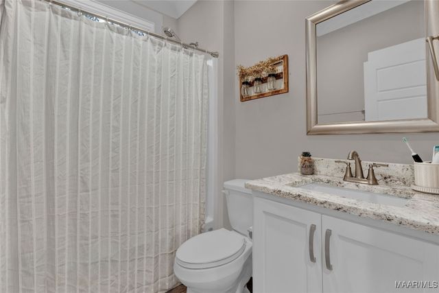 178 Shoal Creek Drive, Deatsville, AL 36022