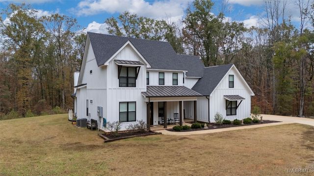 178 Shoal Creek Drive, Deatsville, AL 36022