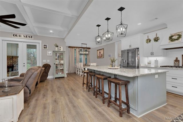 178 Shoal Creek Drive, Deatsville, AL 36022