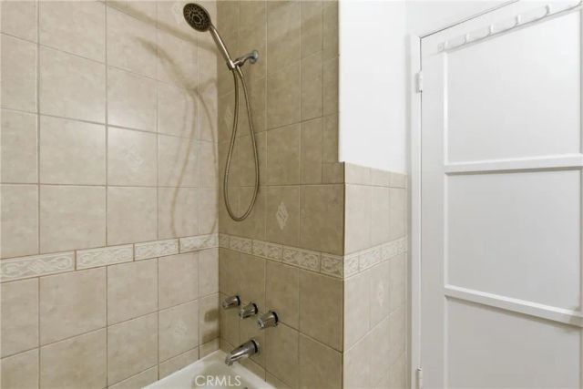 6836 Aura, Reseda, CA 91335