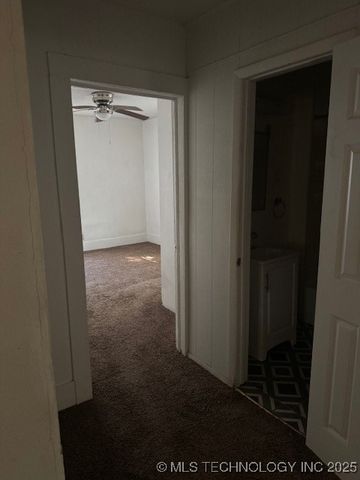 200 S 12th Avenue, Madill, OK 73446