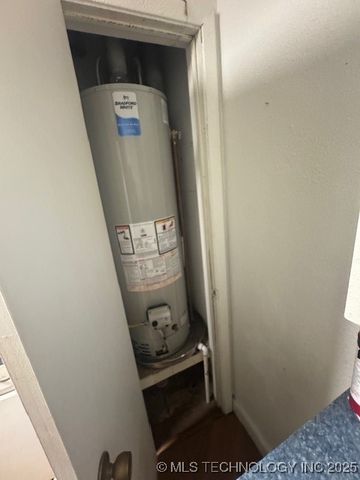 200 S 12th Avenue, Madill, OK 73446