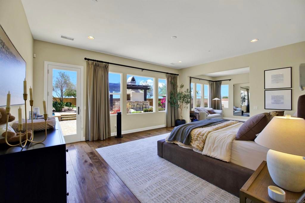 Image 32 of property listing at 15717 Montbury Pl, San Diego, CA 92131