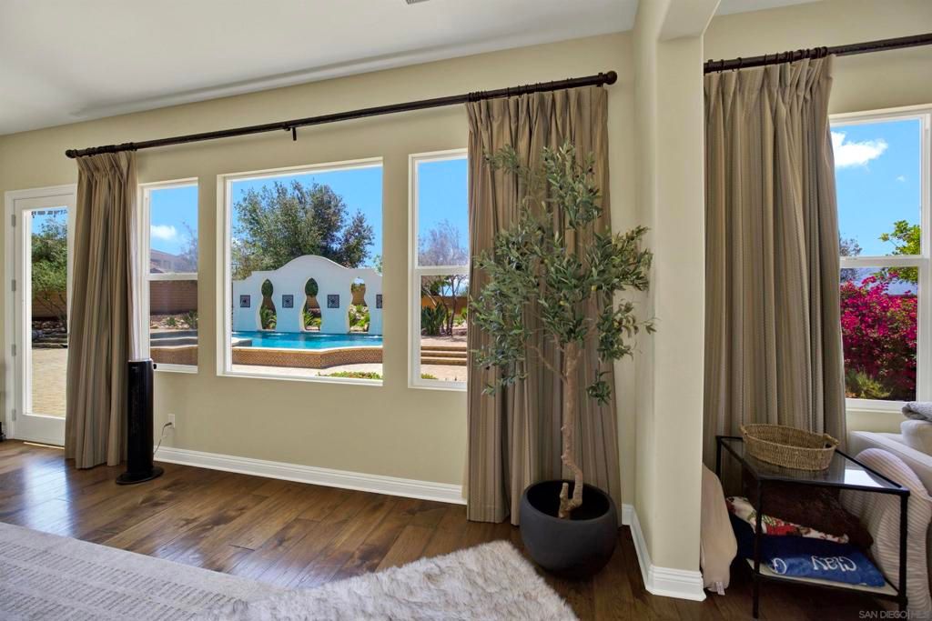 Image 34 of property listing at 15717 Montbury Pl, San Diego, CA 92131