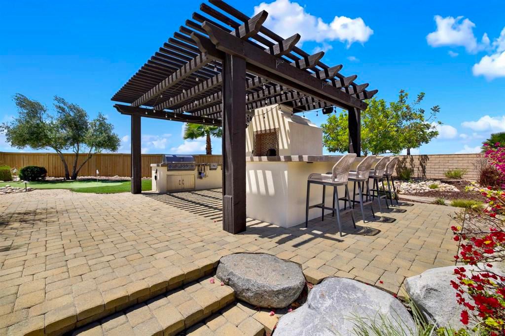 Image 54 of property listing at 15717 Montbury Pl, San Diego, CA 92131