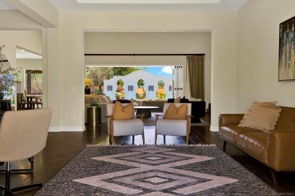 Image 6 of property listing at 15717 Montbury Pl, San Diego, CA 92131