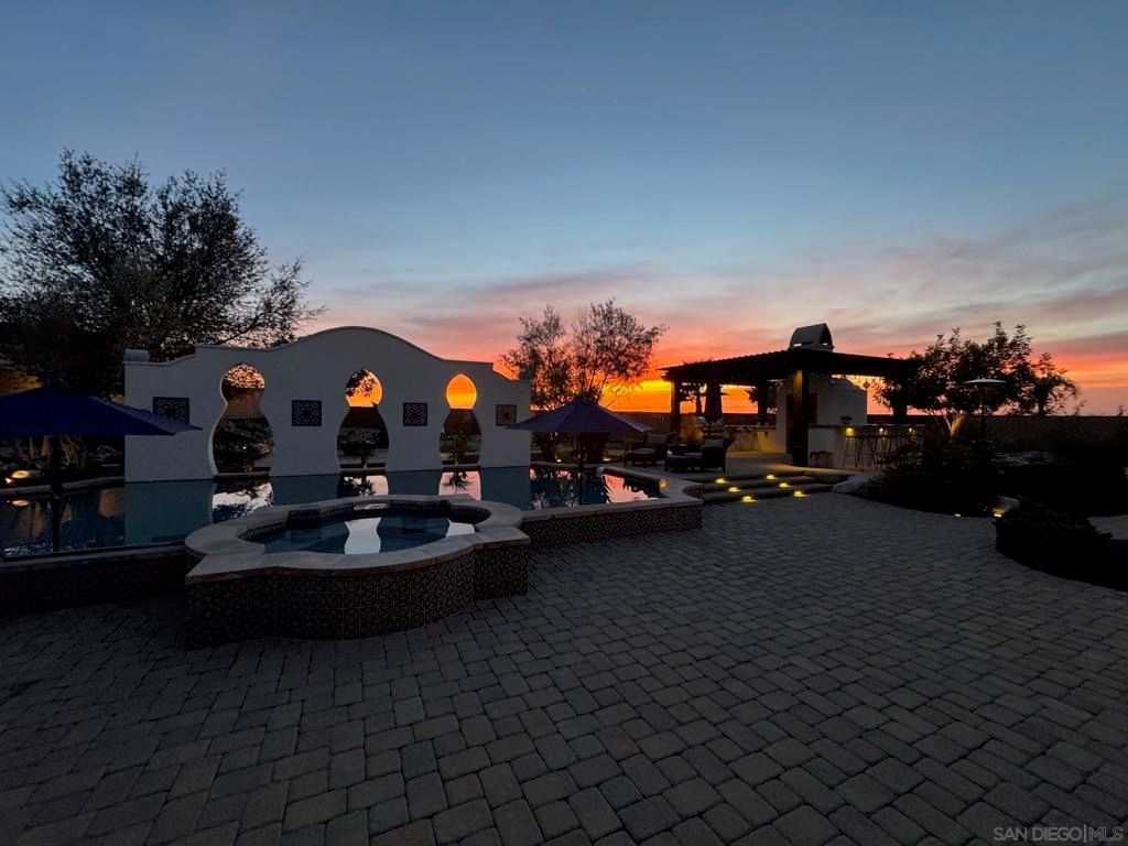 Image 60 of property listing at 15717 Montbury Pl, San Diego, CA 92131