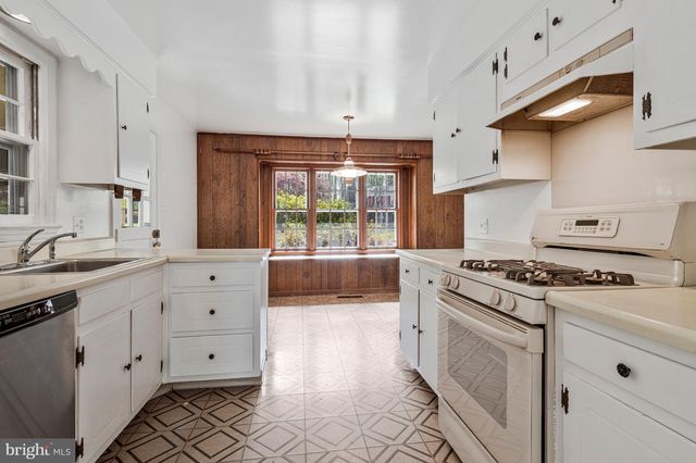 7306 IDYLWOOD CT, Falls Church, VA 22043