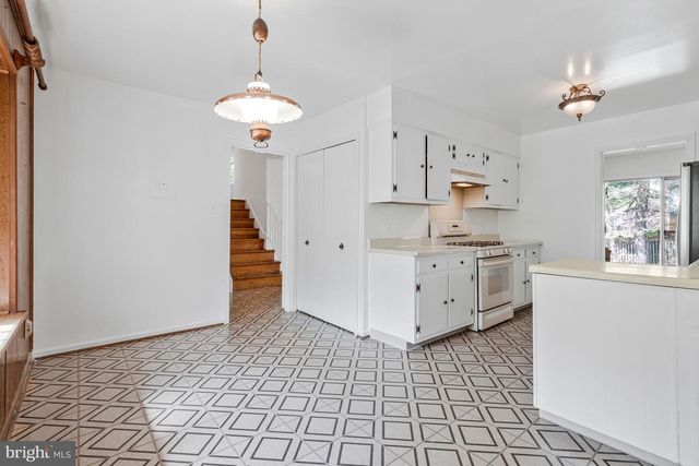 7306 IDYLWOOD CT, Falls Church, VA 22043