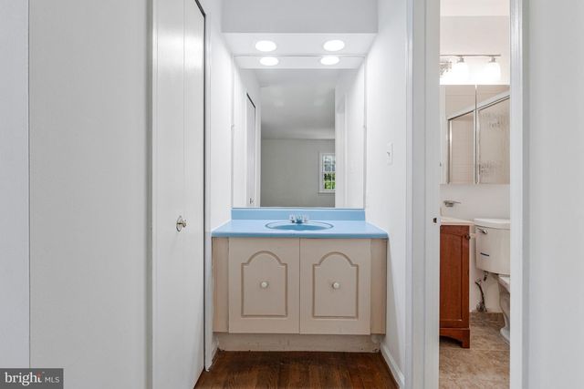 7306 IDYLWOOD CT, Falls Church, VA 22043