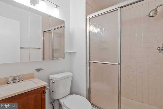 7306 IDYLWOOD CT, Falls Church, VA 22043