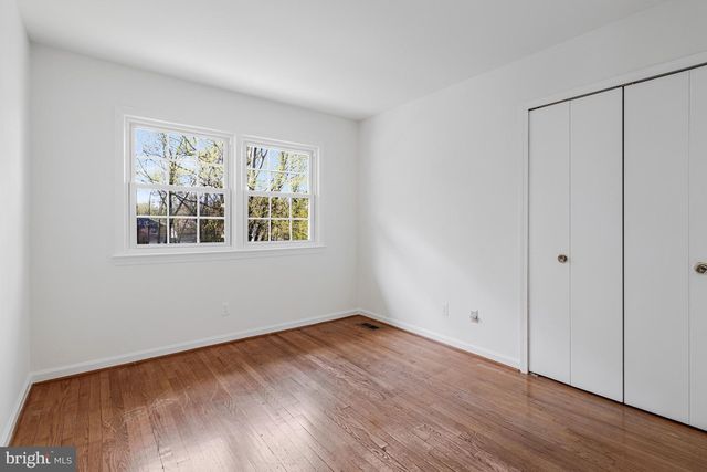 7306 IDYLWOOD CT, Falls Church, VA 22043