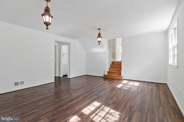 7306 IDYLWOOD CT, Falls Church, VA 22043