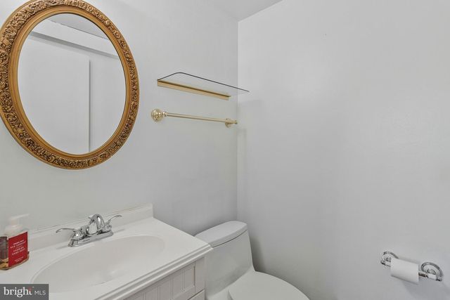 7306 IDYLWOOD CT, Falls Church, VA 22043