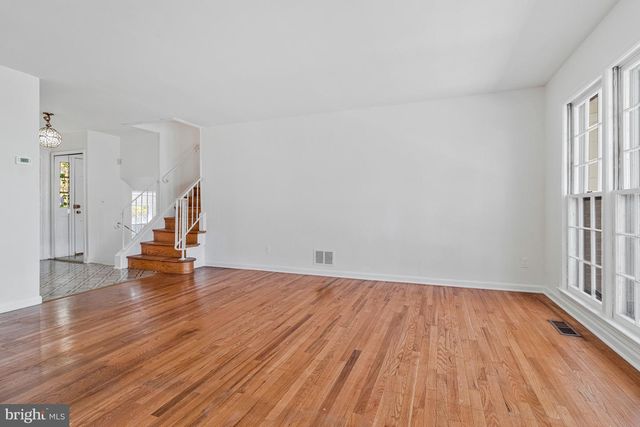 7306 IDYLWOOD CT, Falls Church, VA 22043