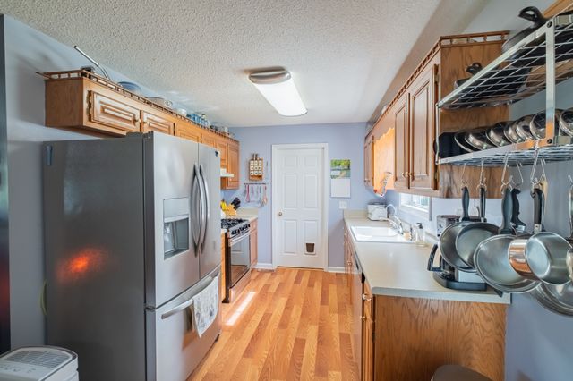 1844 Twin Caves Dr, Lewisburg, TN 37091