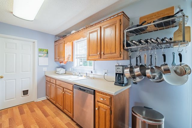 1844 Twin Caves Dr, Lewisburg, TN 37091