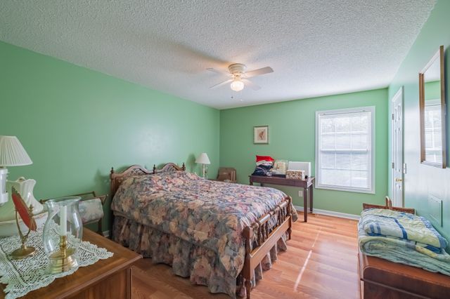 1844 Twin Caves Dr, Lewisburg, TN 37091