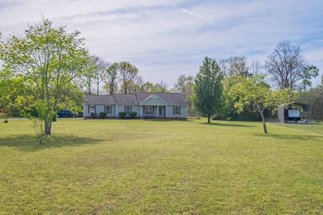 1844 Twin Caves Dr, Lewisburg, TN 37091