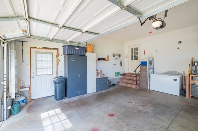 1844 Twin Caves Dr, Lewisburg, TN 37091