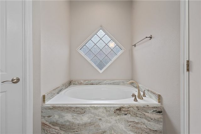 15114 Barataria Dr, Corpus Christi, TX 78418