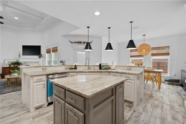 15114 Barataria Dr, Corpus Christi, TX 78418