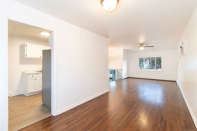 14 Windward Road, Norwalk, CT 06854